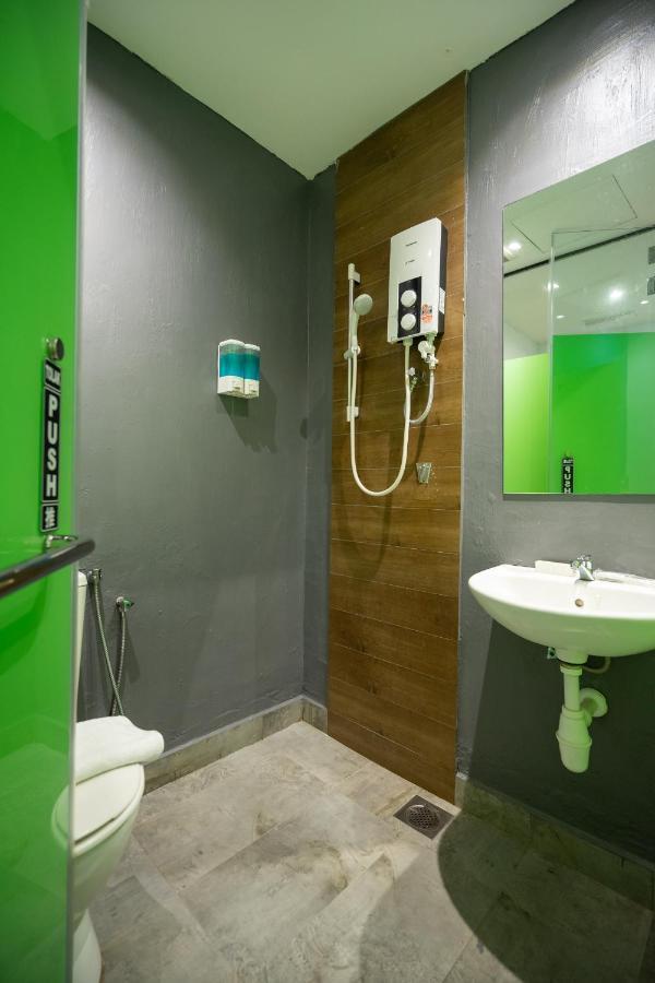 Apollo Inn George Town Buitenkant foto
