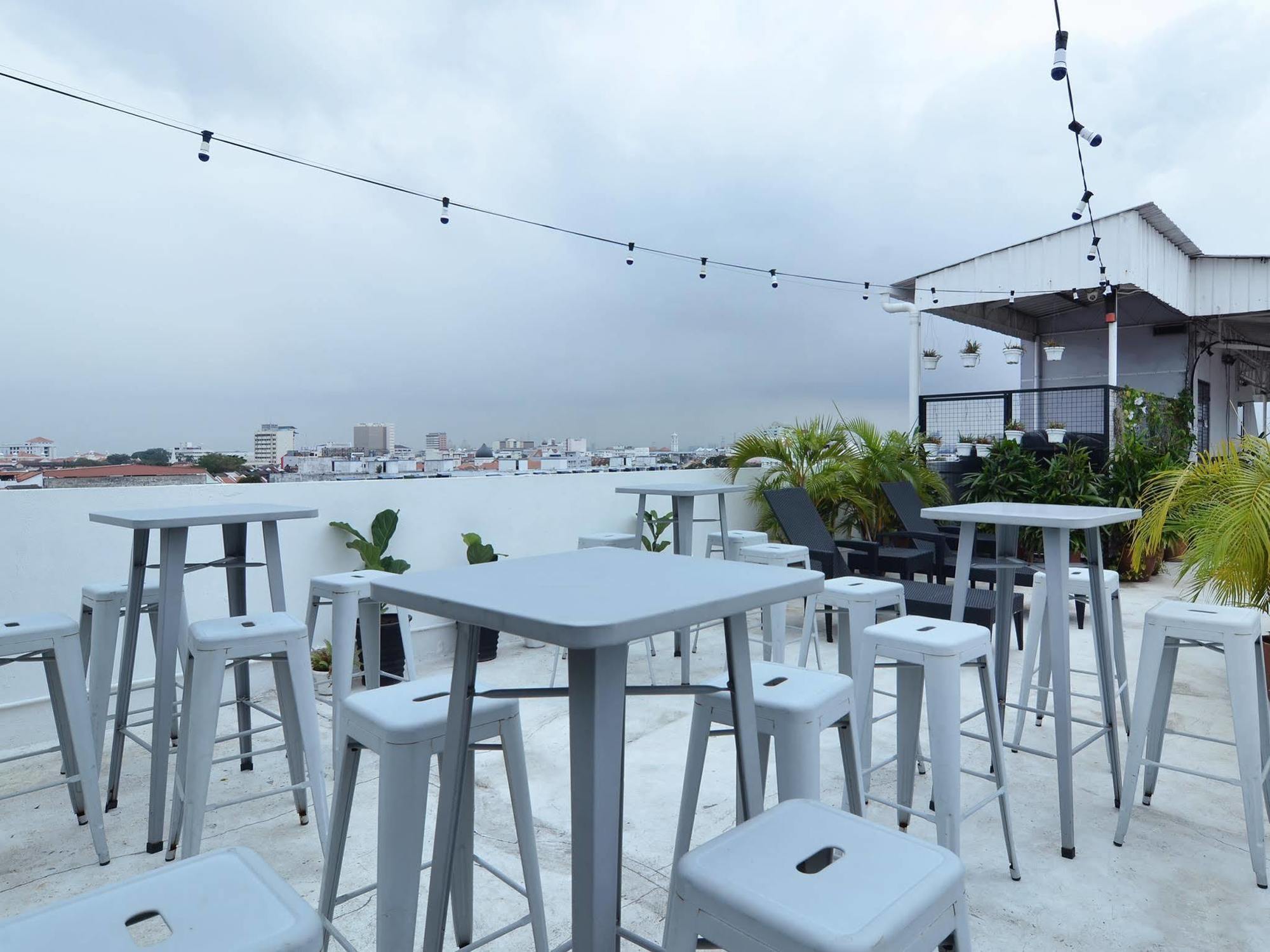Apollo Inn George Town Buitenkant foto